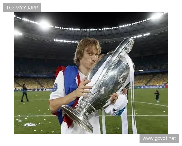 莫德里奇战火童年如何铸就世界足球先生之路