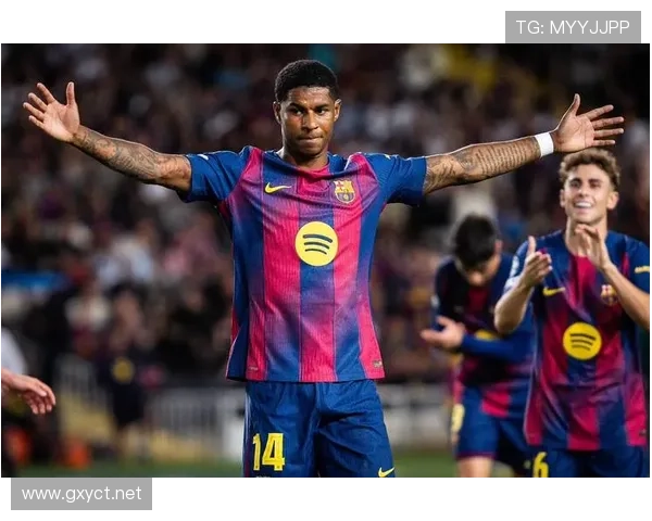 拉什福德与姆巴佩：速度型攻击手的实战效率及战术角色对比分析