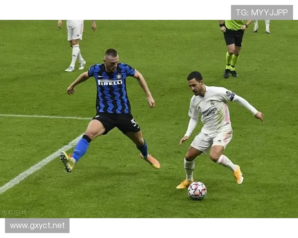 什克里尼亚尔防守稳健性与出球能力解析